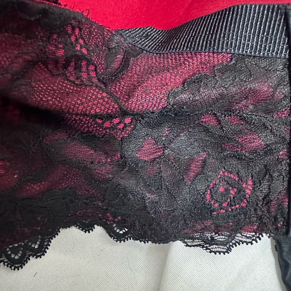 Torrid curve red and black bombshell  pushup bra size 44F - Picture 8 of 11